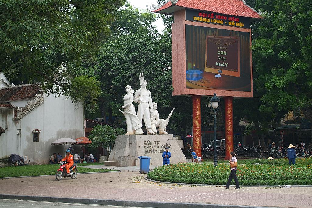dscf1231.jpg - Noch 713 Tage bis zu den Feierlichkeiten zum tausendjährigen Bestehen der Hauptstadt Hanoi am 10.10.2010.
